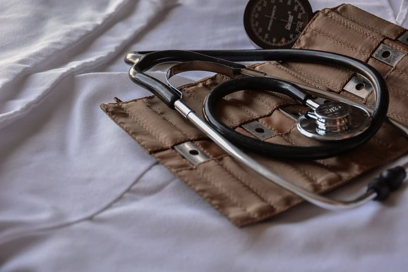 As Nurse Practitioners Try To Shake Free Of Doctors, Kansas Physicians Resist